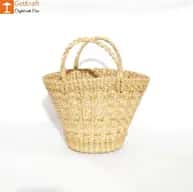Natural Straw Kauna V Shaped Bag image 1