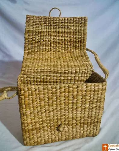 Natural Straw Handbag with Cover and Button Closure image 1