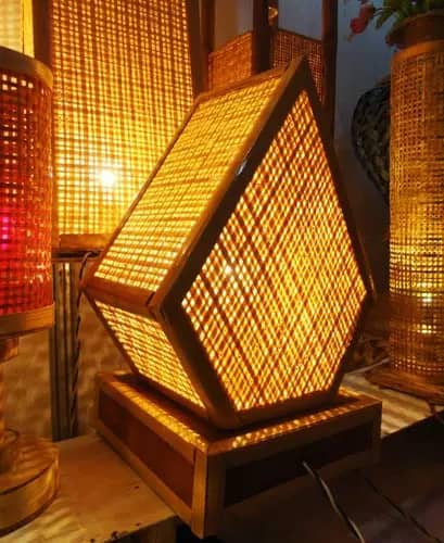 Pentagonal Net Lamp image 1