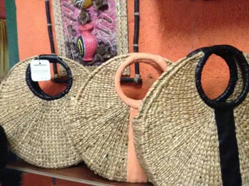 Natural Straw Handbag (Round) image 1